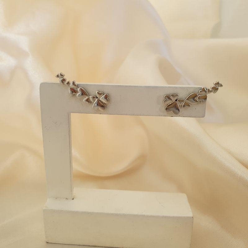 Brinco ródio ear cuff corações