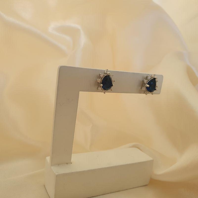 Brinco ródio zirconia gota azul