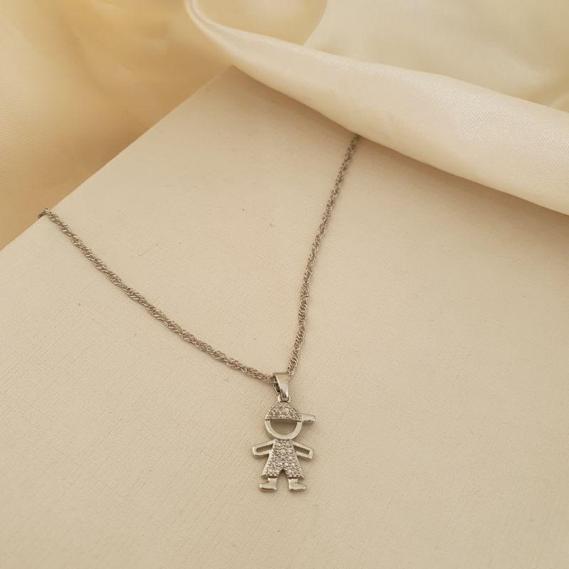Colar ródio pingente menino cravejada zirconia