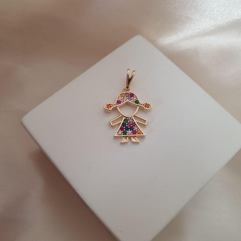 Pingente menina cravejado zirconia colorida (filha)
