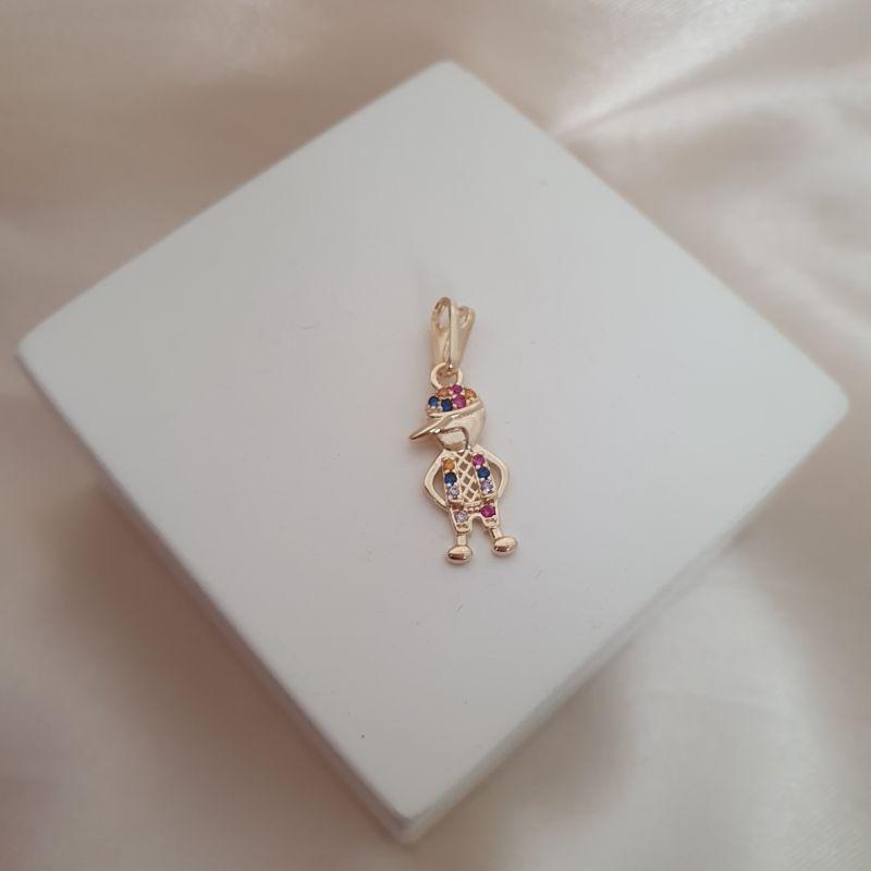 Pingente menino cravejado zirconias coloridas (filho)