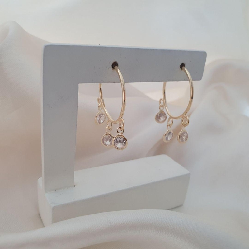 Brinco argola com pingente ponto de luz zirconia