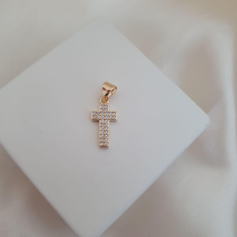 Pingente cruz cravejada zirconia