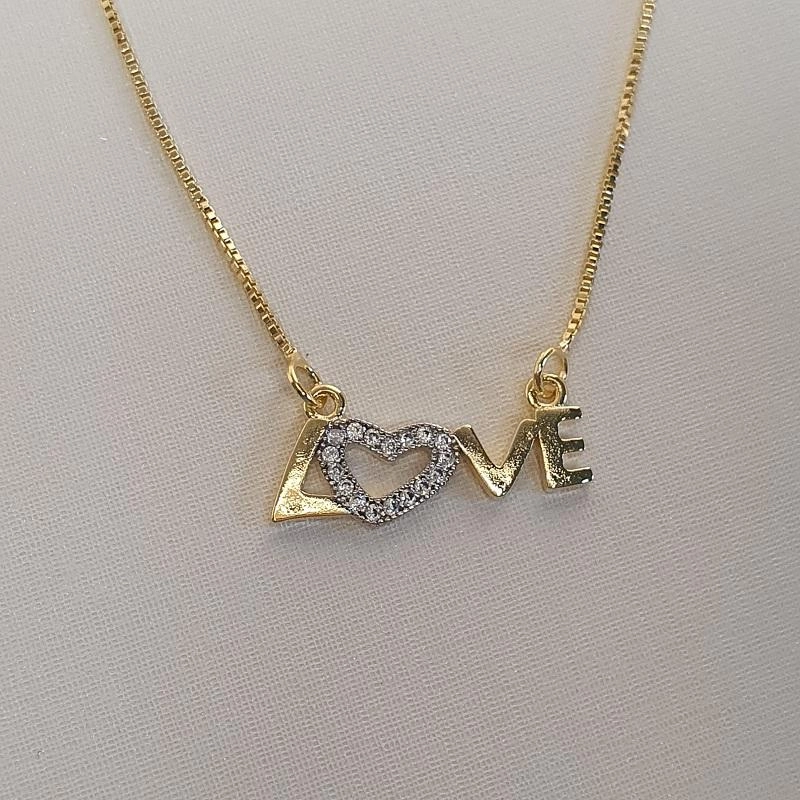 Colar Love