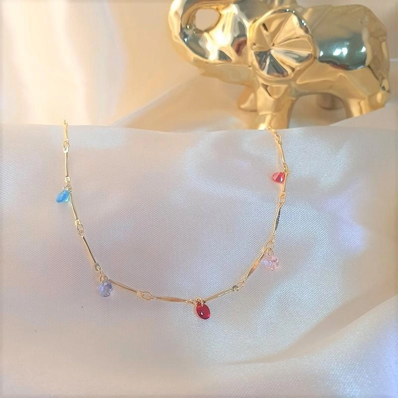 Choker com cristais coloridos