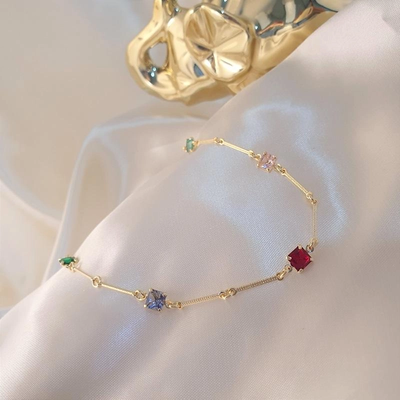 Choker com zircôinias quadradas coloridas