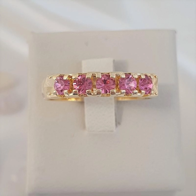 Anel aparador com cristal rosa