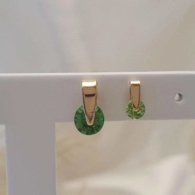 Brinco dupla gancho cristal verde