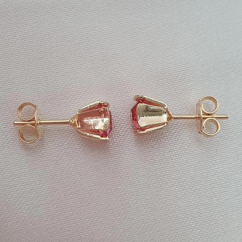 Brinco ponto de luz cristal rosa 5mm