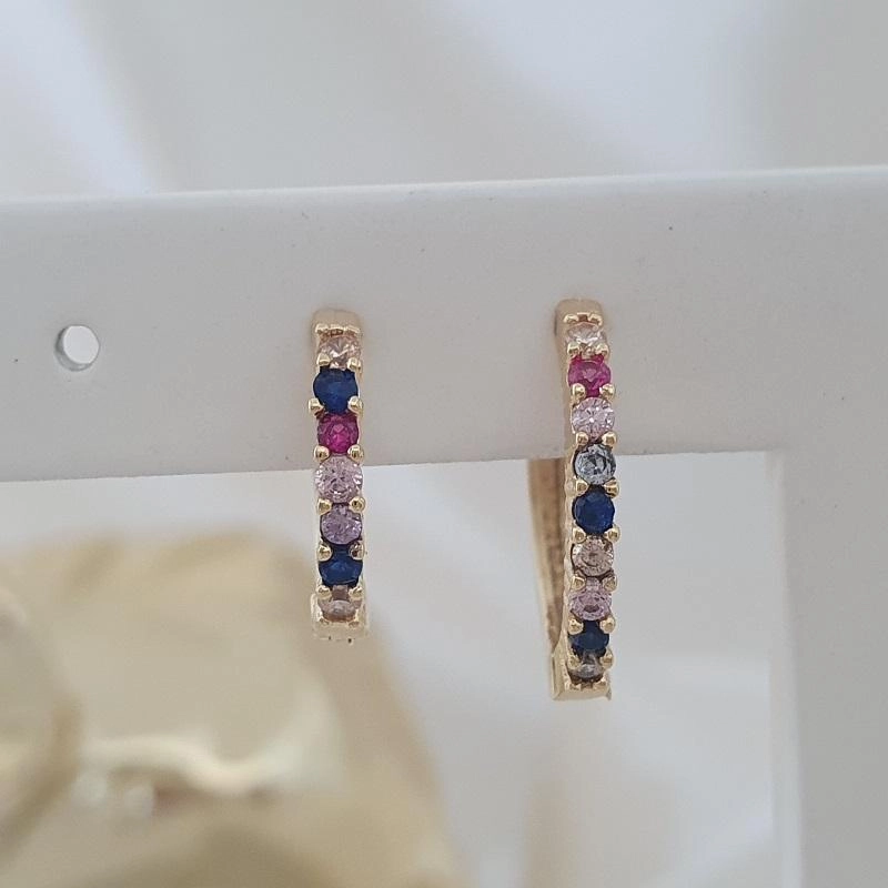 Brinco dupla de argola click com zircônias coloridas