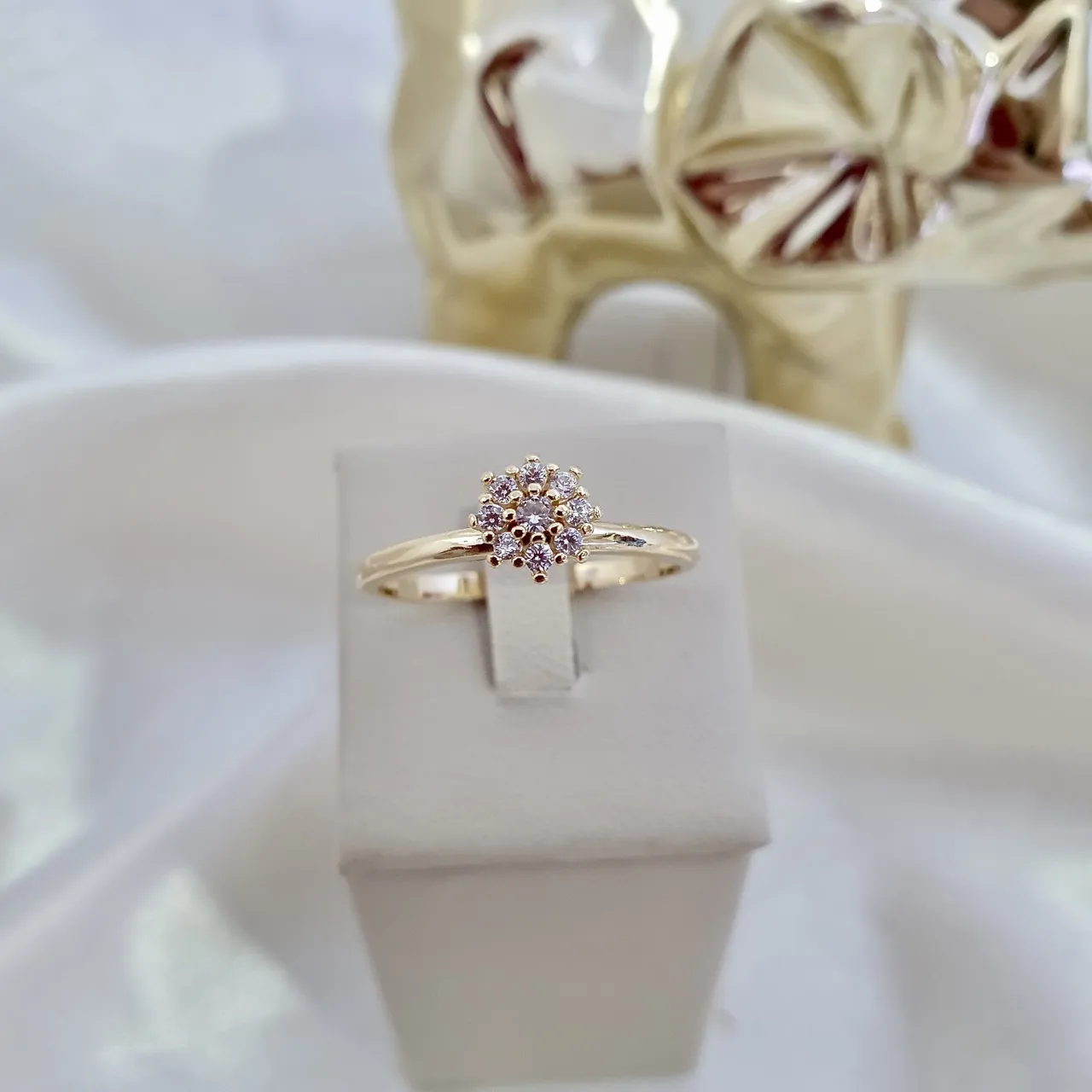 Anel flor de zircônia (chuveirinho)