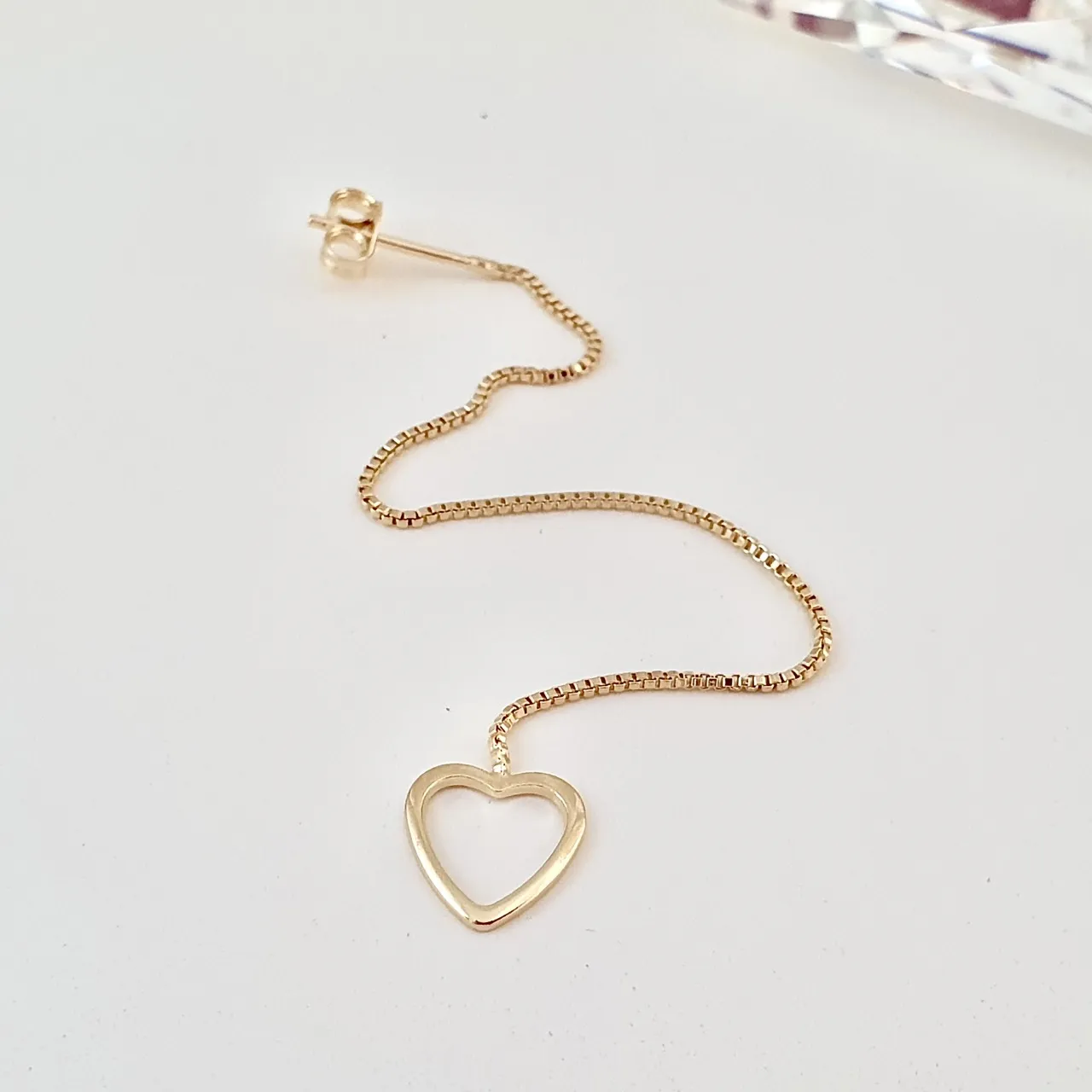 Brinco ear line coração