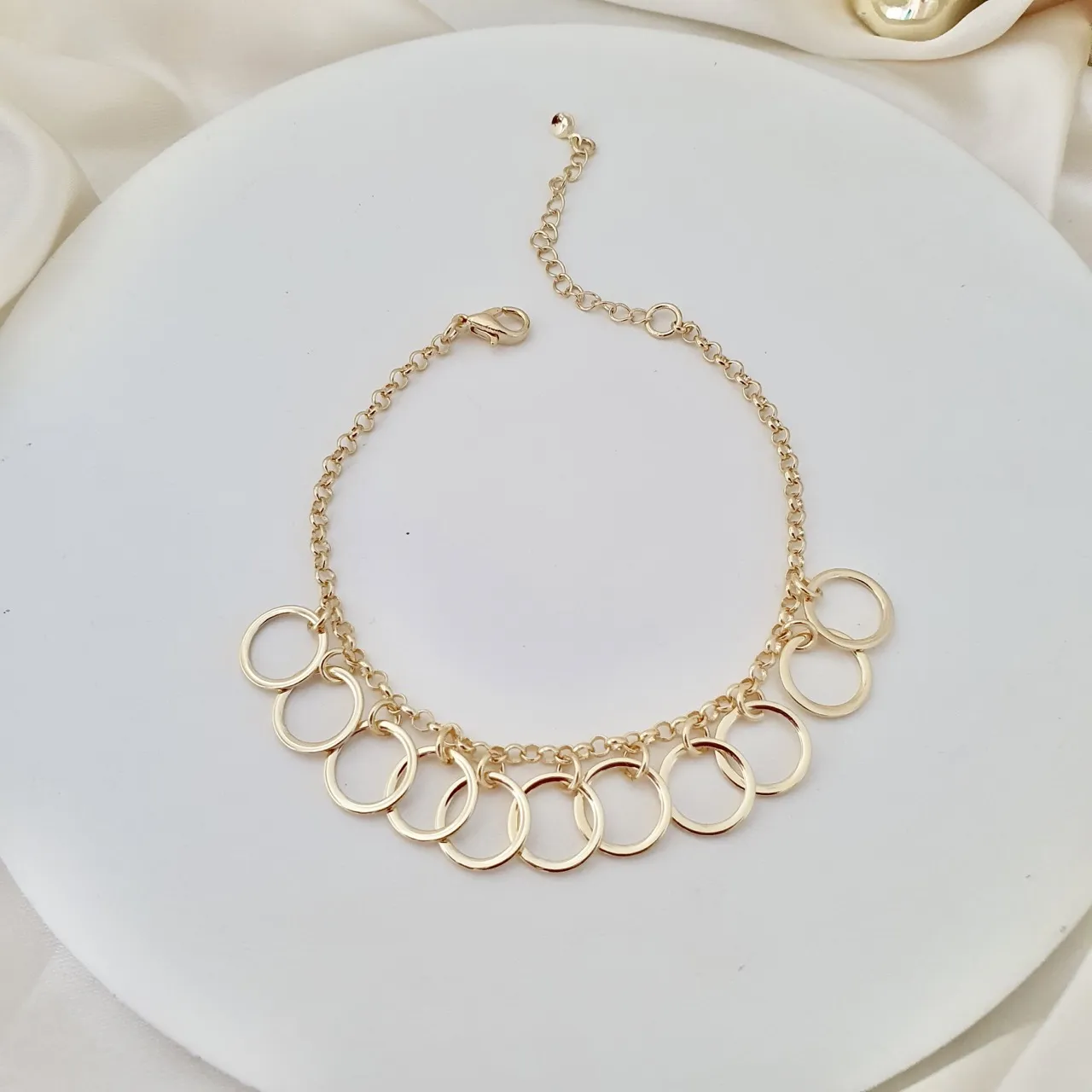 Pulseira elo português com círculos