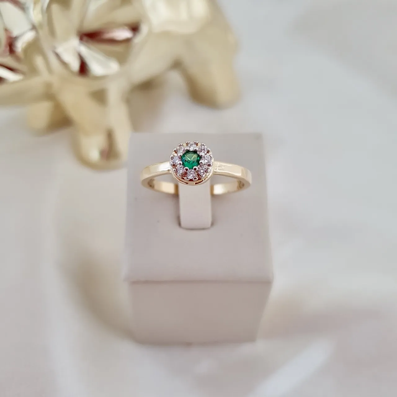 Anel chuveirinho zircônia verde e cristal