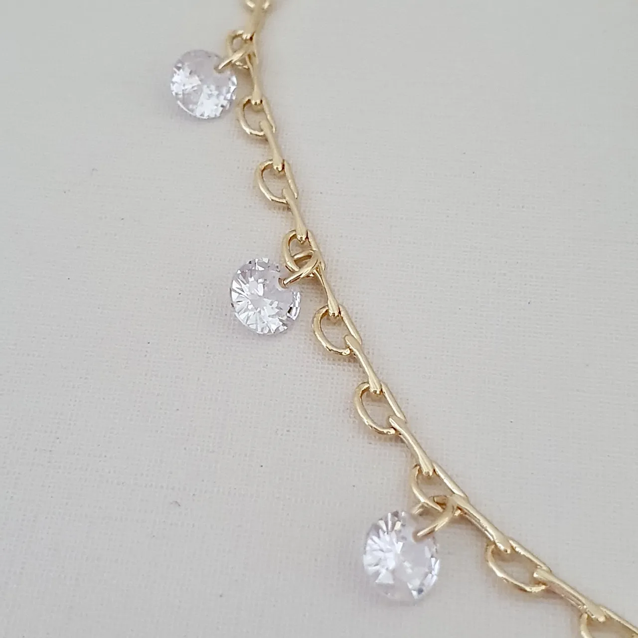 Choker elo e zircônias