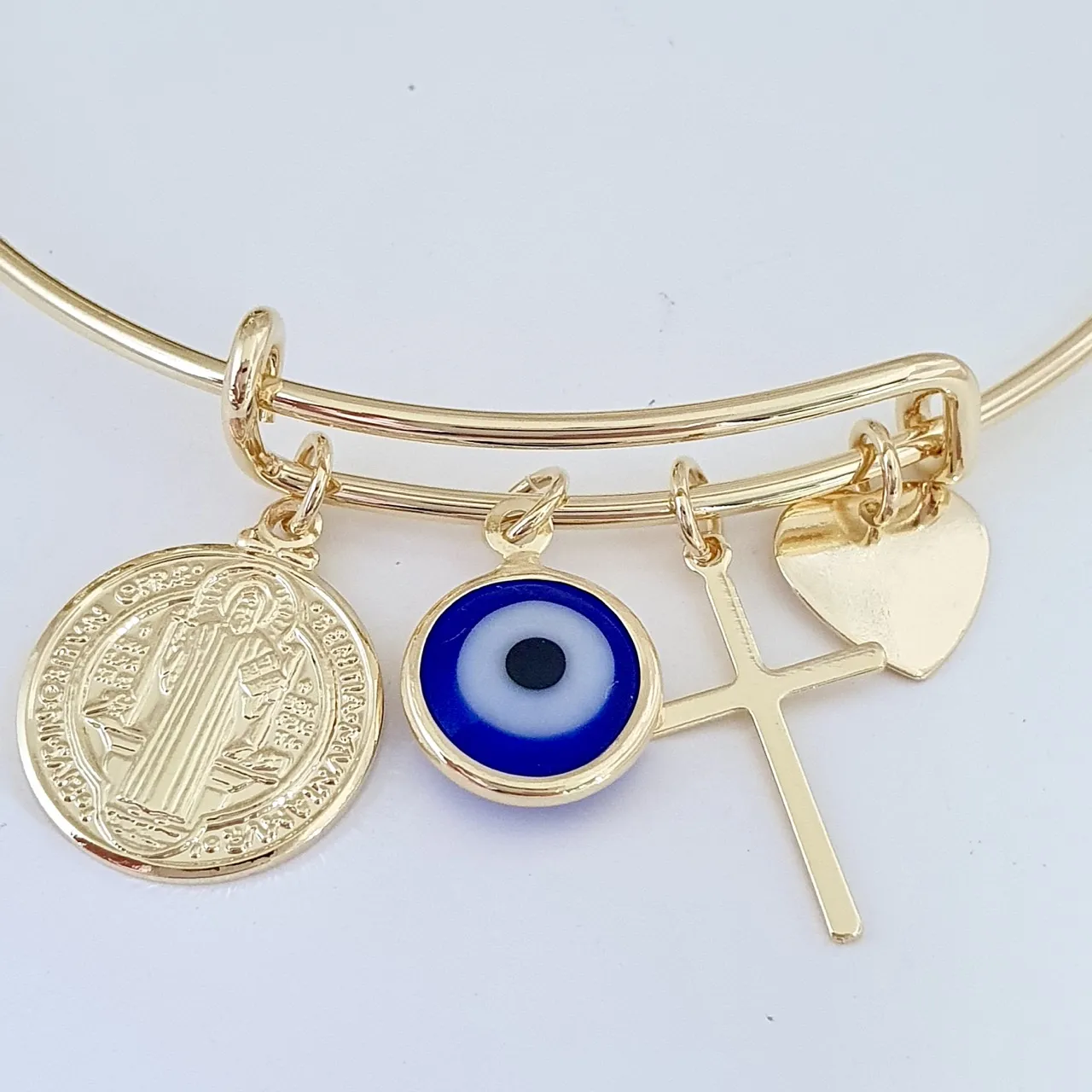 Bracelete Proteção (São Bento, Cruz, Olho grego e coração)