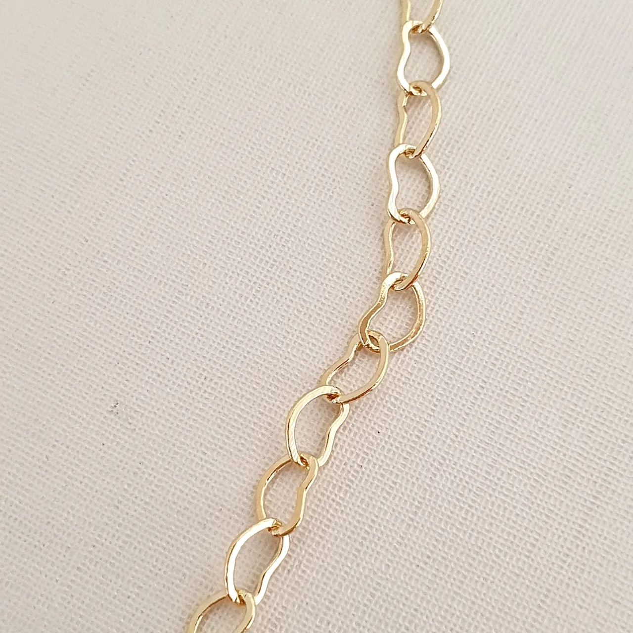 Colar choker elo coração