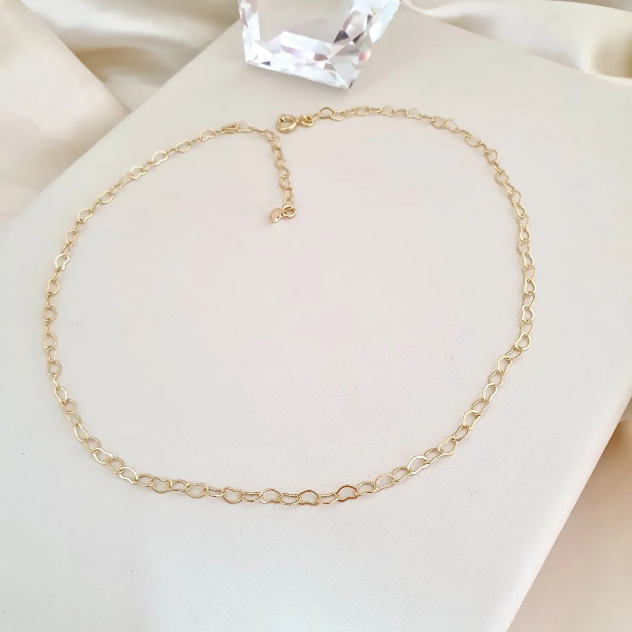 Colar choker elo coração