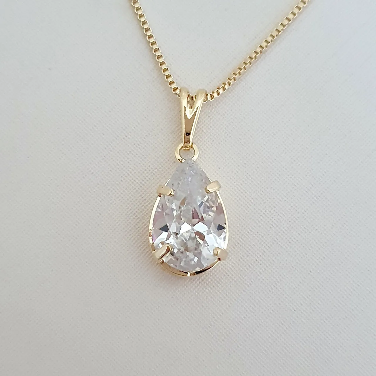 Colar ponto de luz zircônia gota 1,3cm