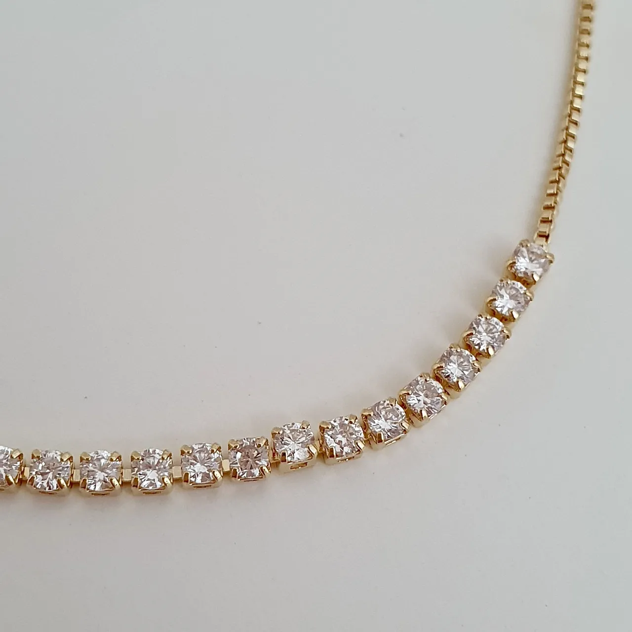 Pulseira zircônias