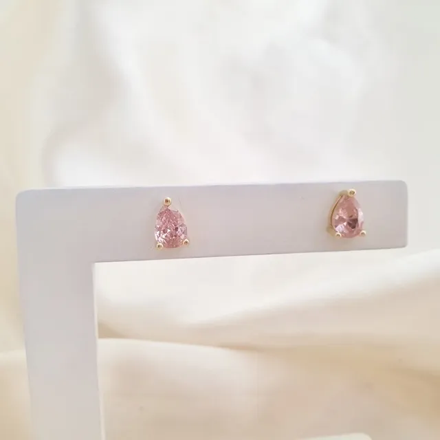 Brinco gota de zircônia rosa