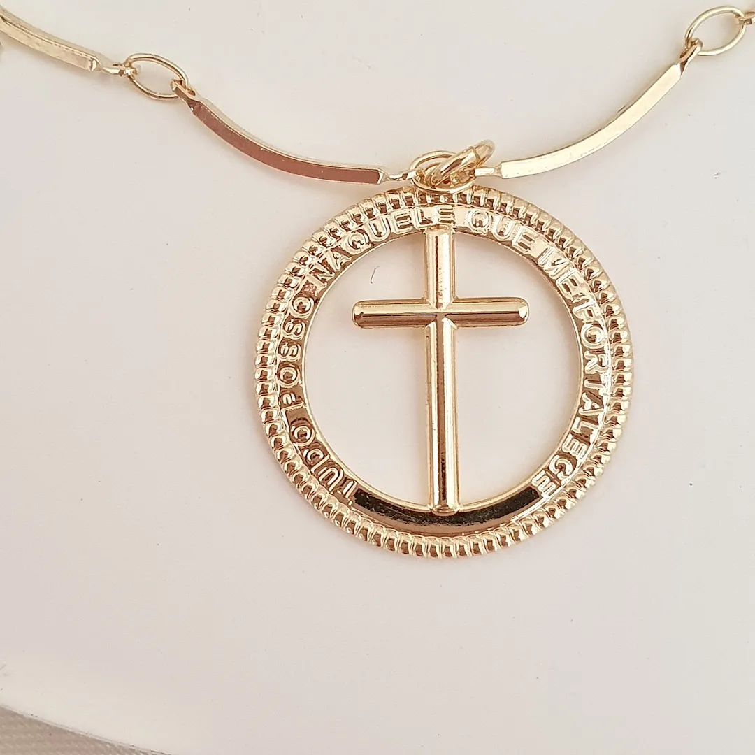 Pulseira pingentes cruz 