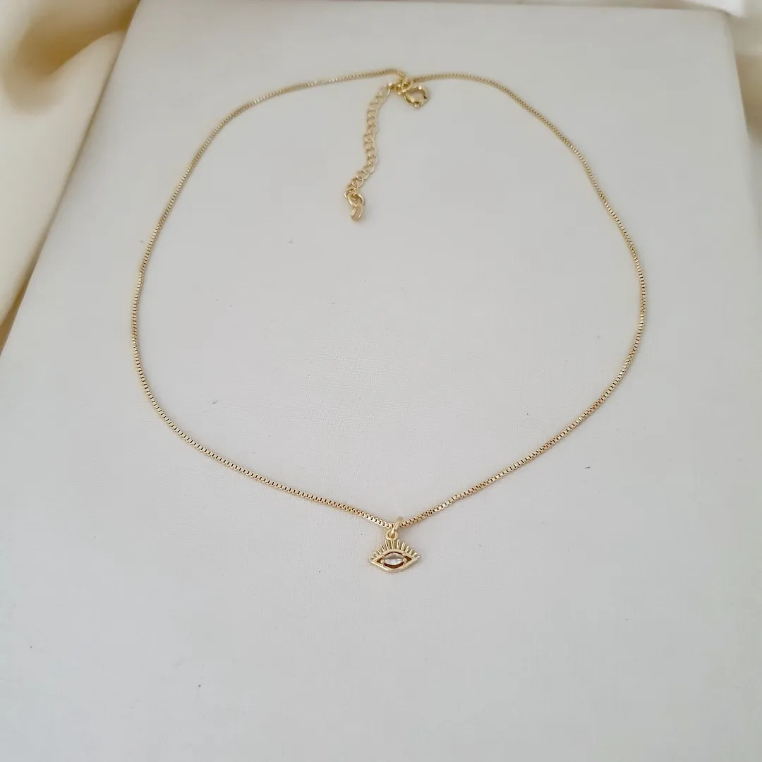Choker olho grego