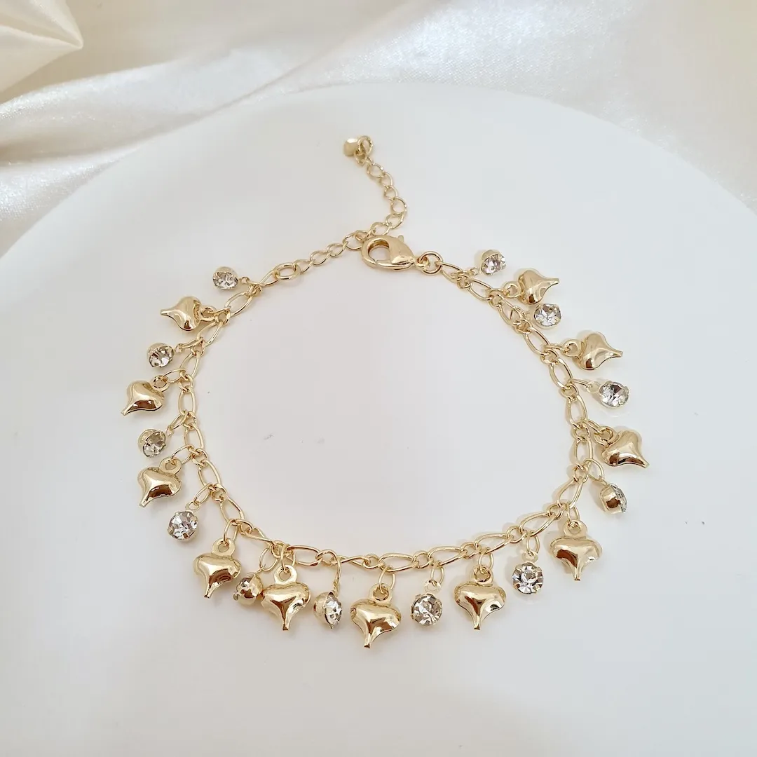 Pulseira pingentes de corações e pontos de luz cristal