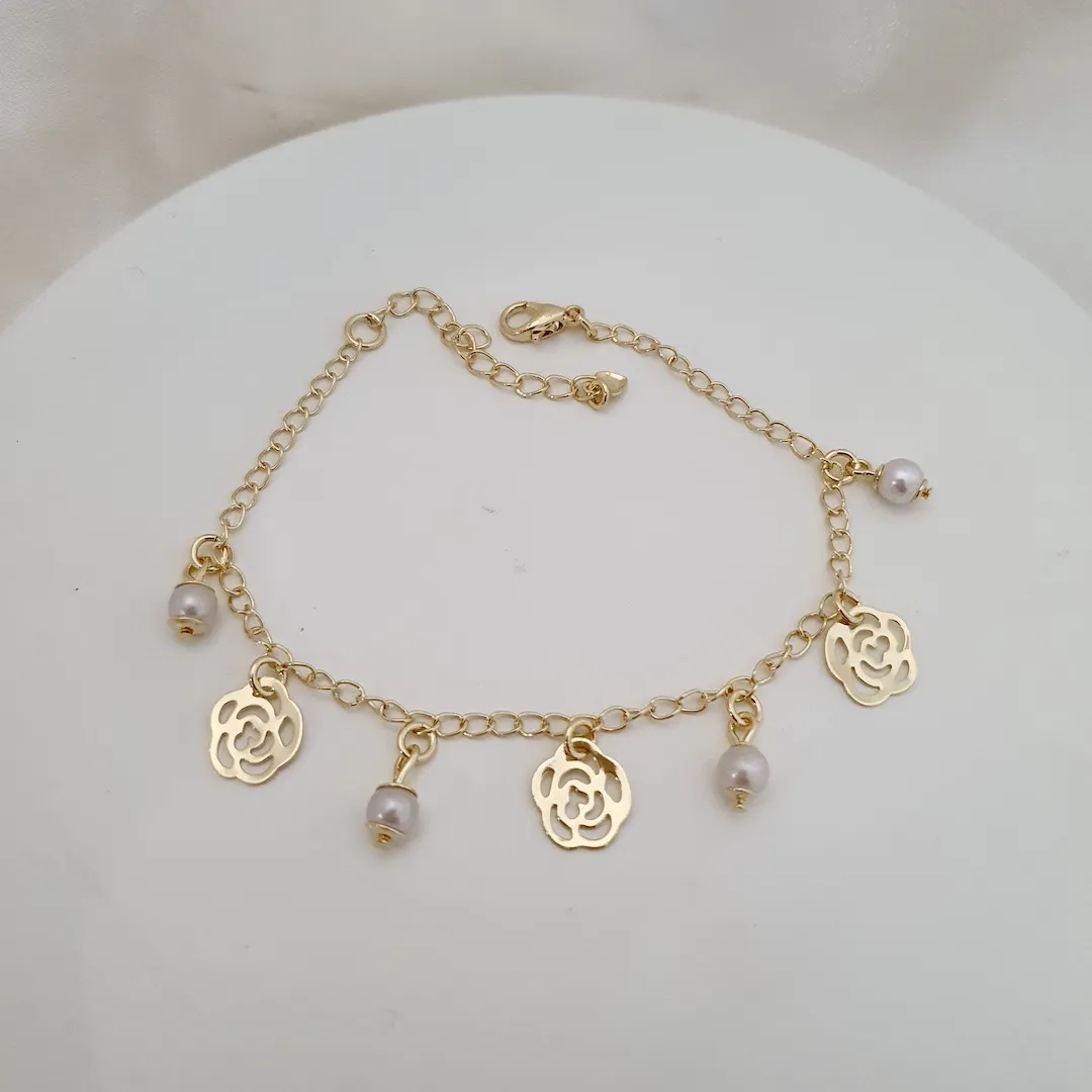 Pulseira flor rosa e pérola