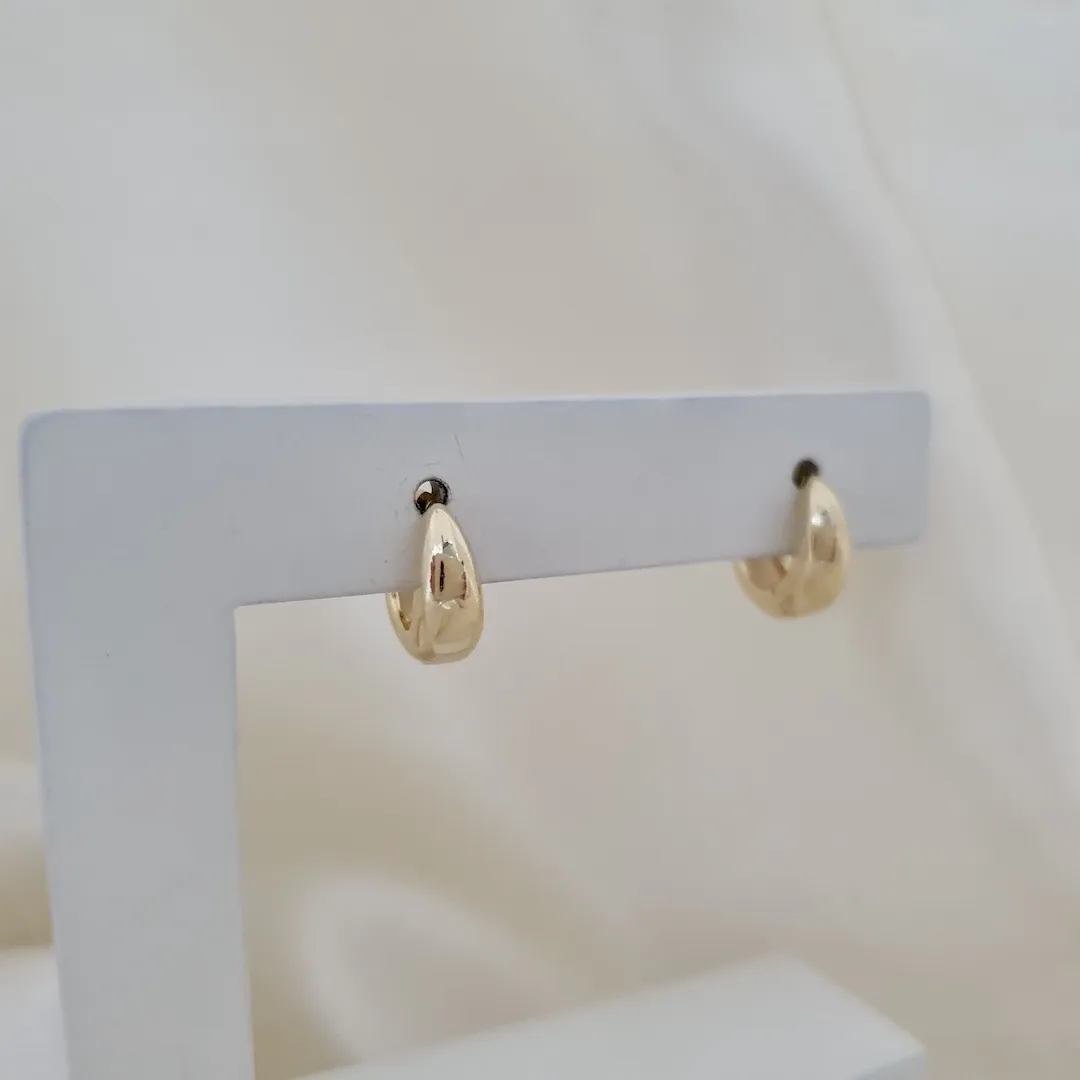 Brinco argola click gota