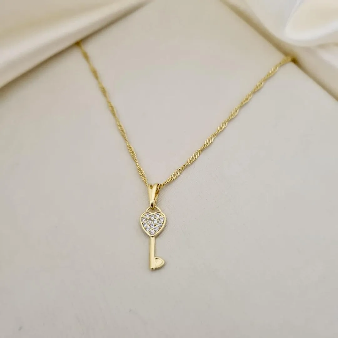 Colar chave coracao cravejada zirconia
