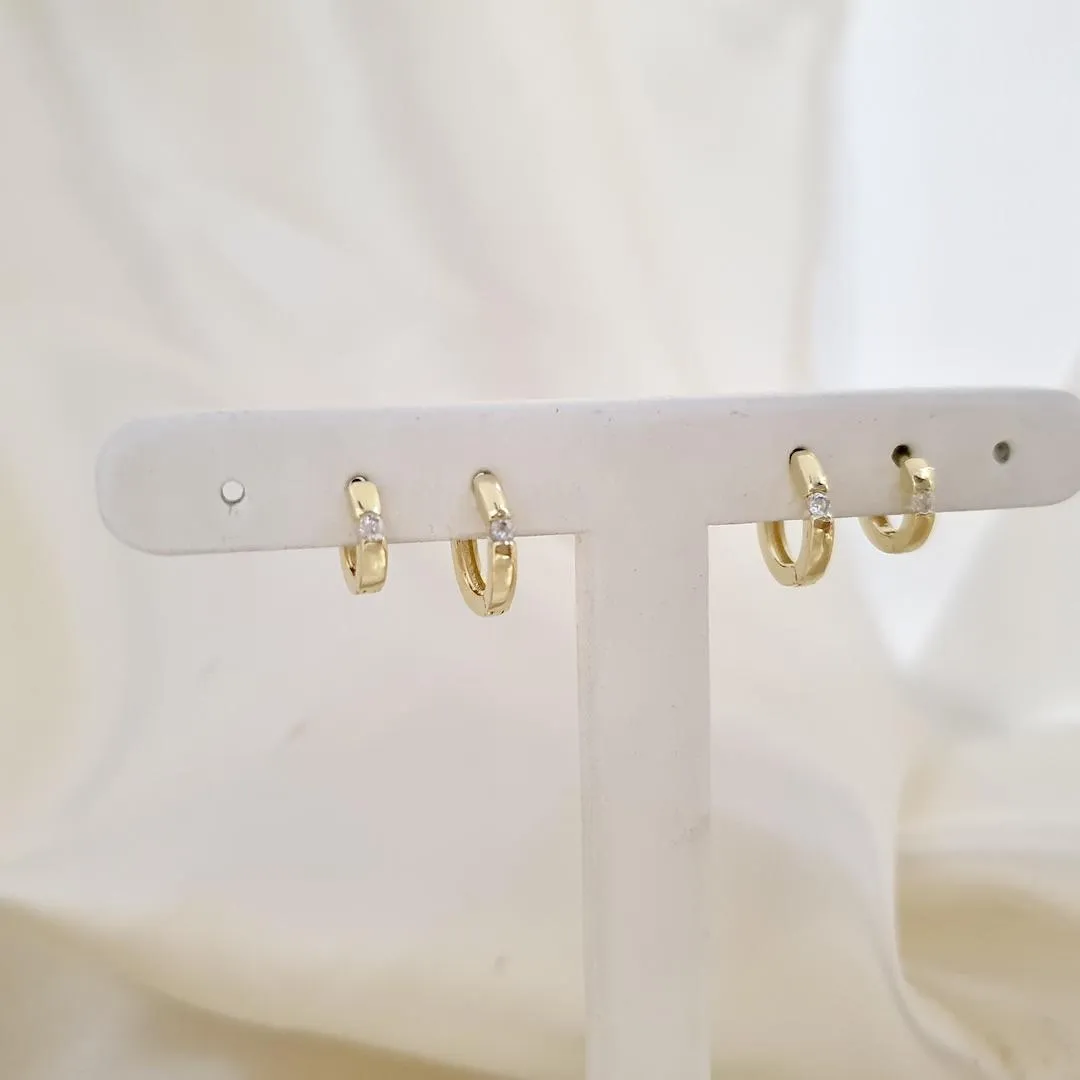 Brinco dupla argola click ponto de luz