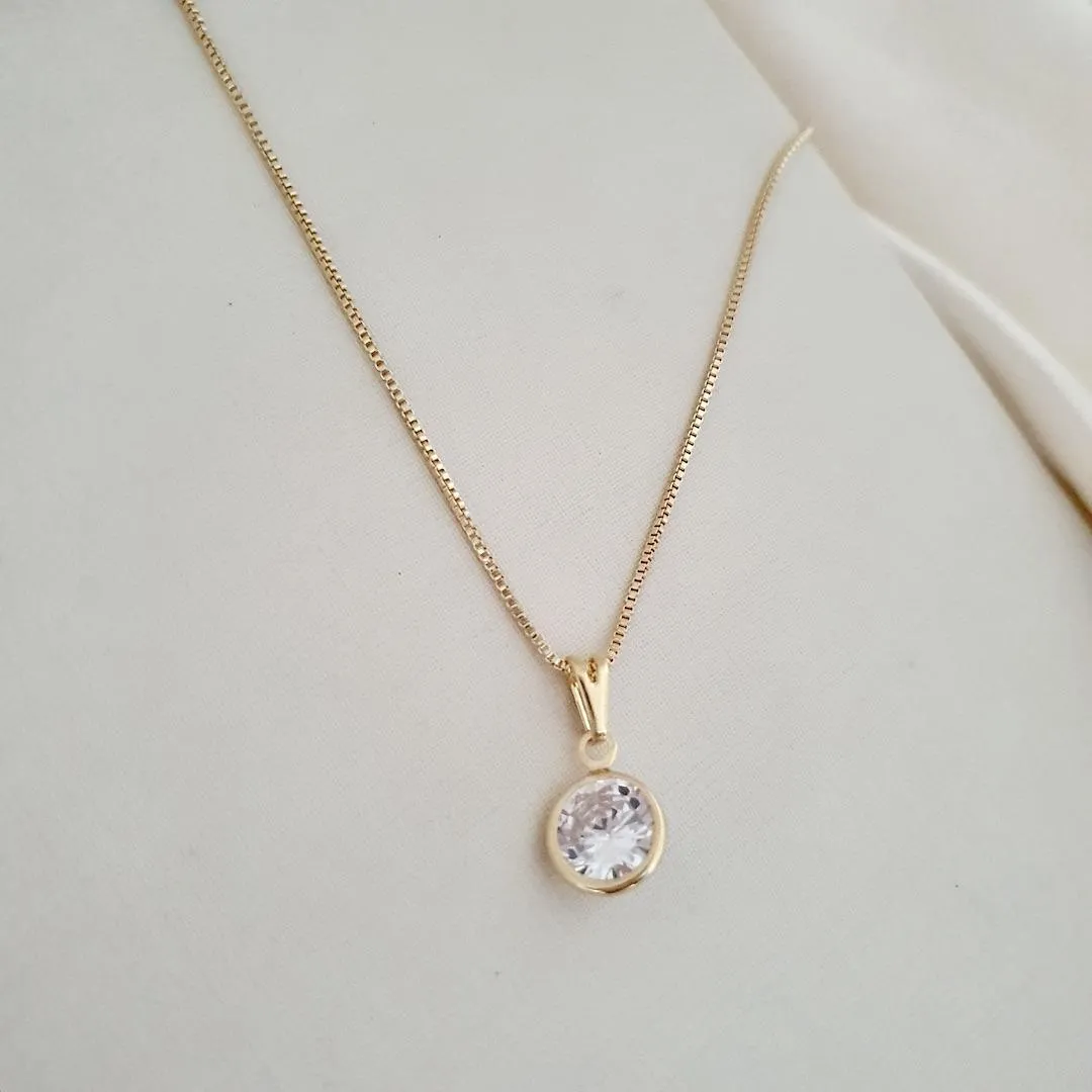 Colar ponto de luz zirconia redonda contorno dourado