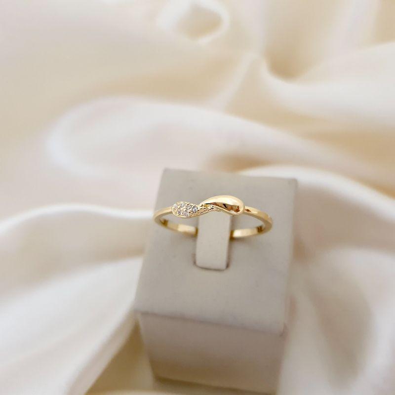 Anel duas gotas, uma delas cravejada zirconia