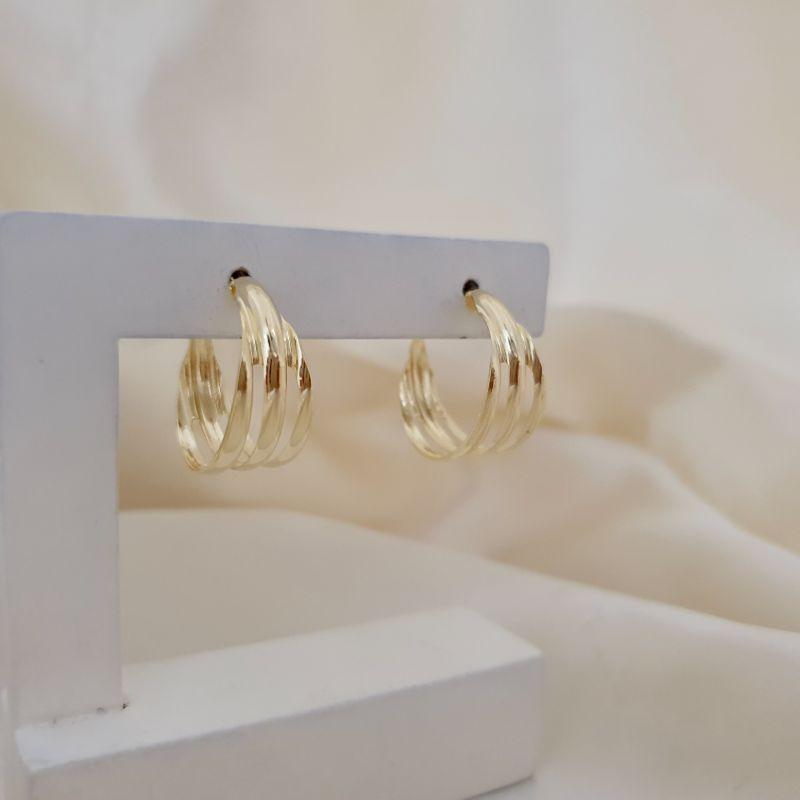 Brinco argola media tripla