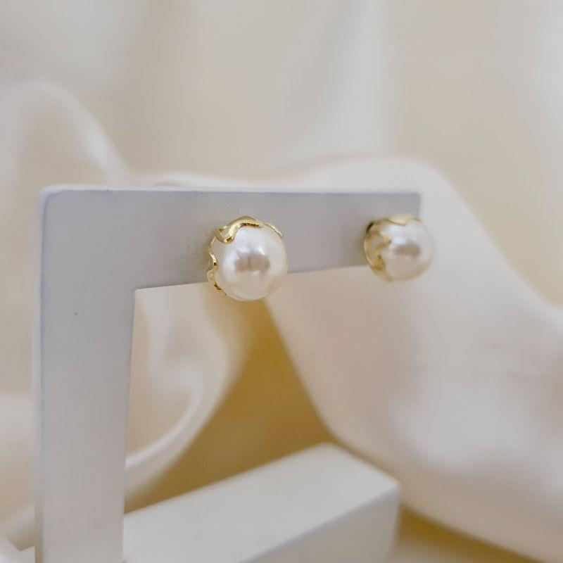 Brinco pérola 10mm detalhe