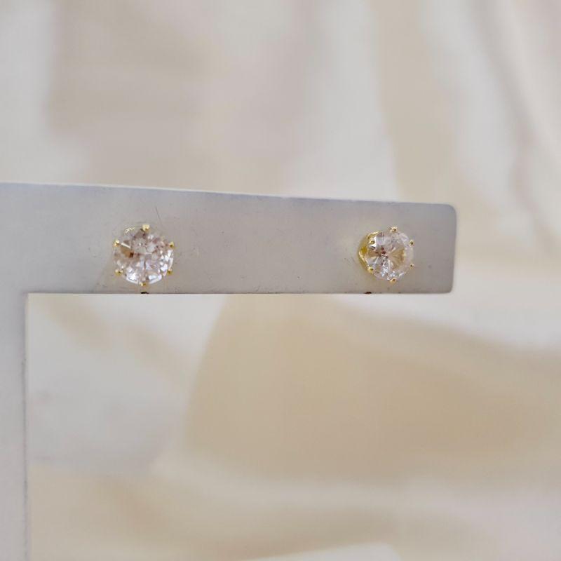 Brinco ponto de luz zirconia 6mm