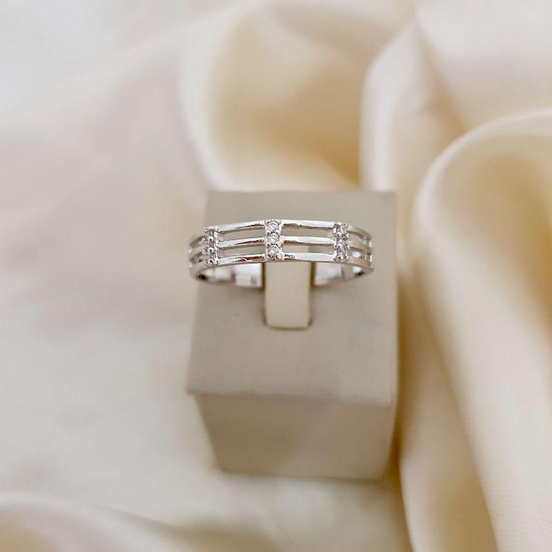 Anel ródio 3 aros com pinto de luz zirconia