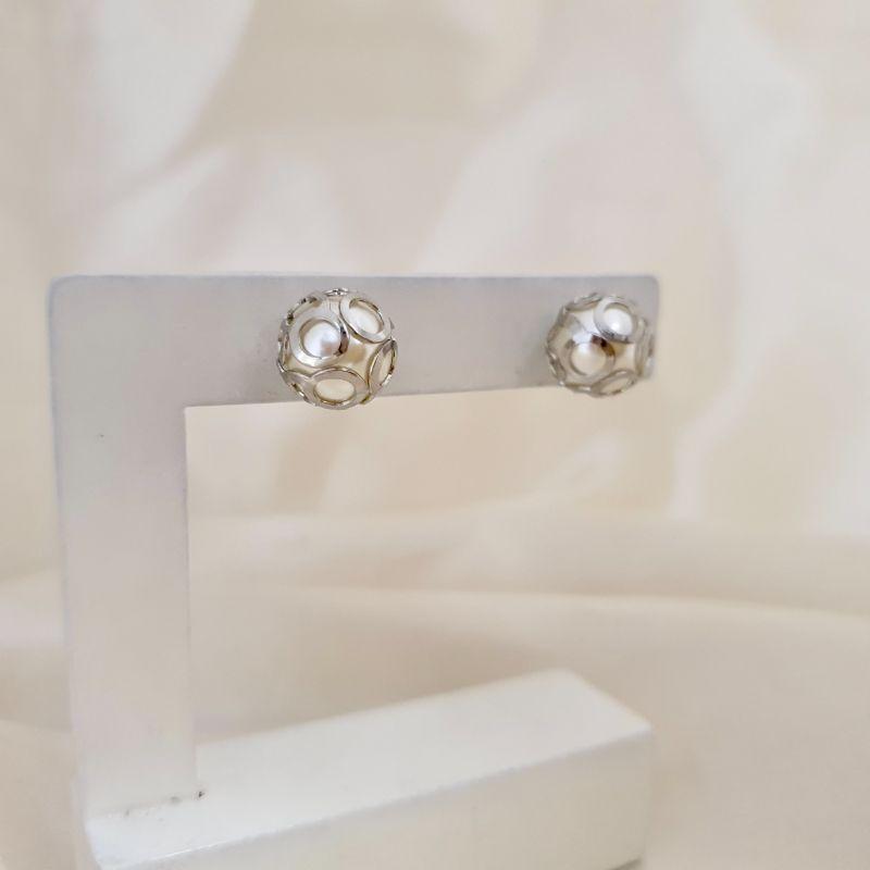 Brinco inox perola detalhe