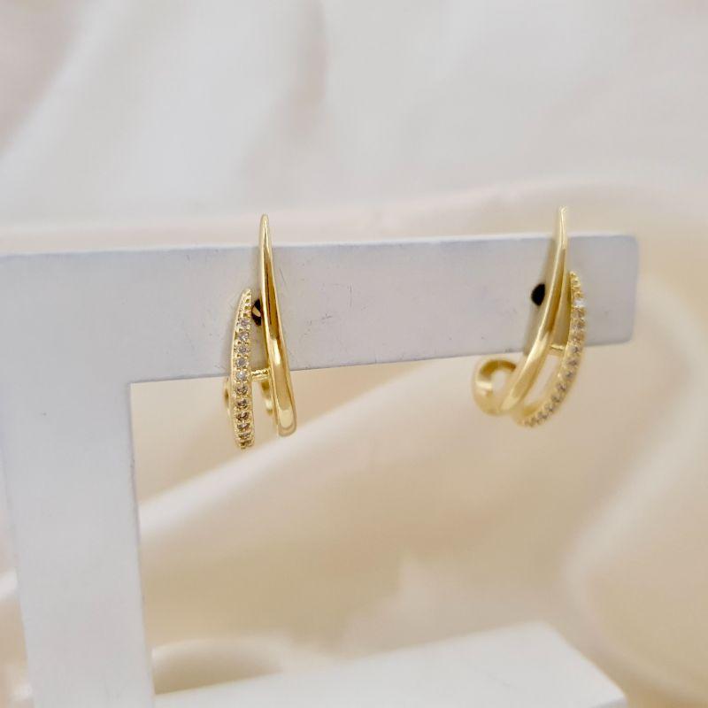 Brincos ear hook duplo aro cravejado zirconia