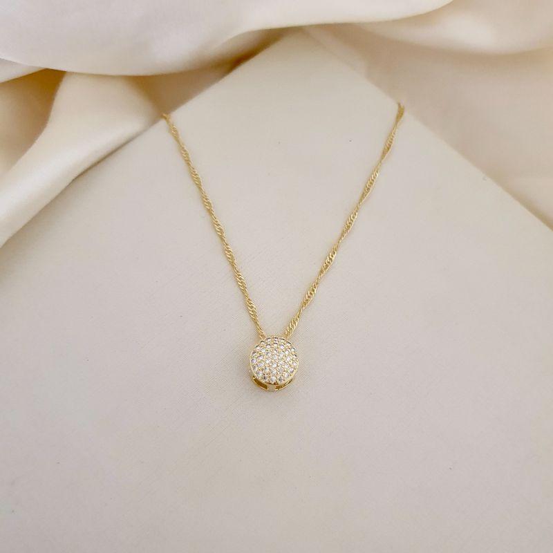 Colar pingente círculo cravejado zirconia