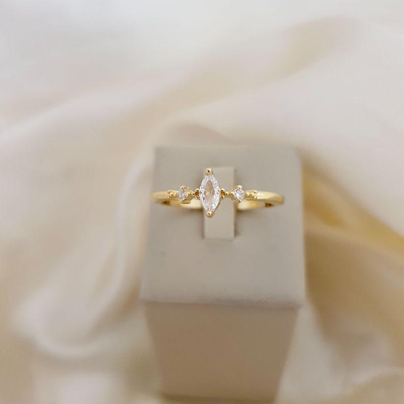 Anel zirconia navete e pontos de luz zirconia