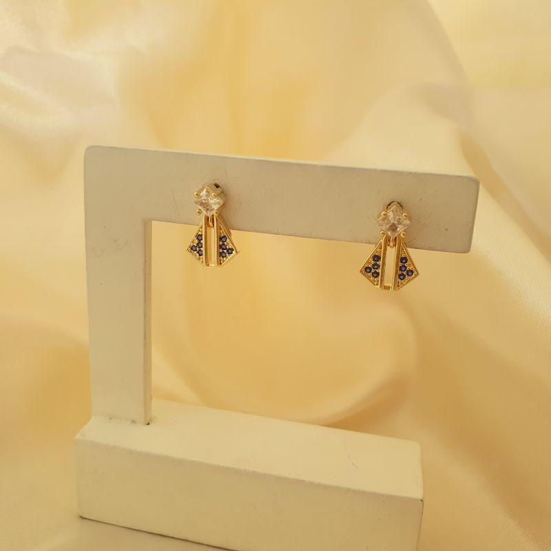 Brinco Nossa Senhora ponto de luz zirconia e cravejado zirconia azul
