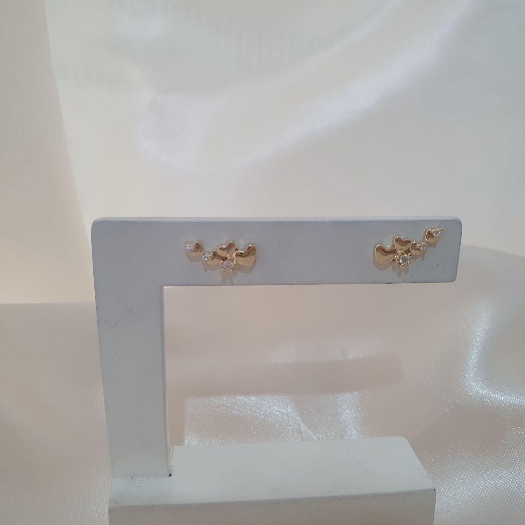 Brinco ear cuff coracoes e pontos de luz zirconia