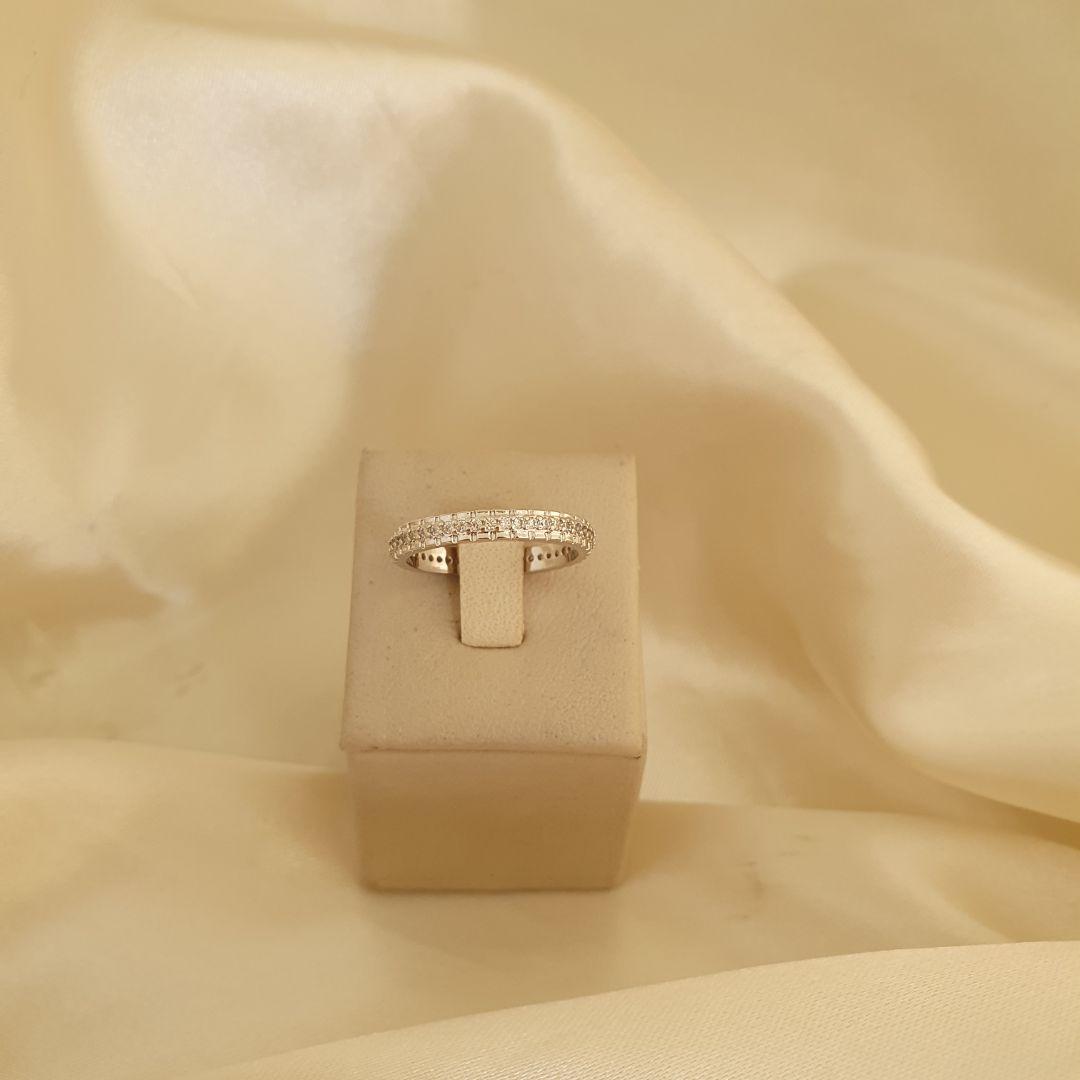 Anel aparador detalhes cravejado zirconia