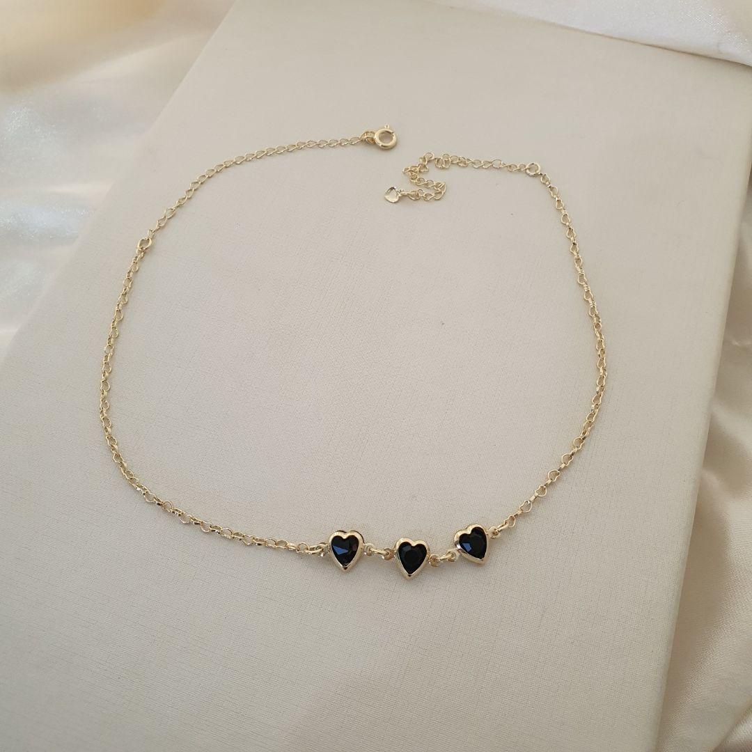 Colar choker 3 coracoes zirconia preta